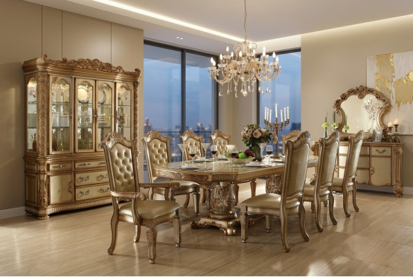 Royal Chesterfield Dining Set Noble Dining Table with Chesterfield x8 Chairs