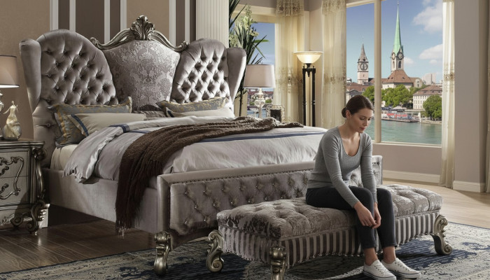 Upholstered bed luxury double bedroom decor baroque wood leather beds