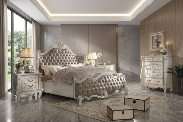 Classic bedroom set: bed, nightstand, dresser, mirror, 5 pieces.