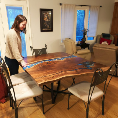 Custom-made table epoxy resin river real wood price 1sqm tables