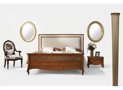 Bedroom furniture set suite Italian furniture nightstand solid wood 3-piece set