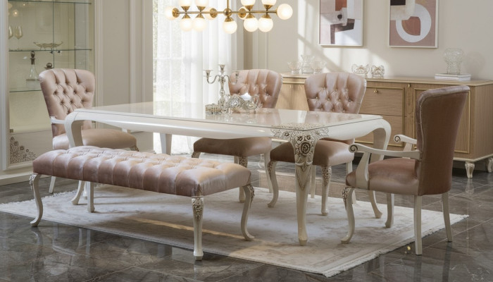 Classic dining room furniture set in delicate pink in natural wood