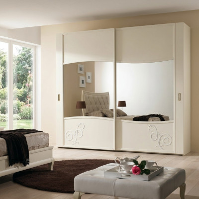 Luxury wardrobe with sliding doors bedroom closet cabinets wood design