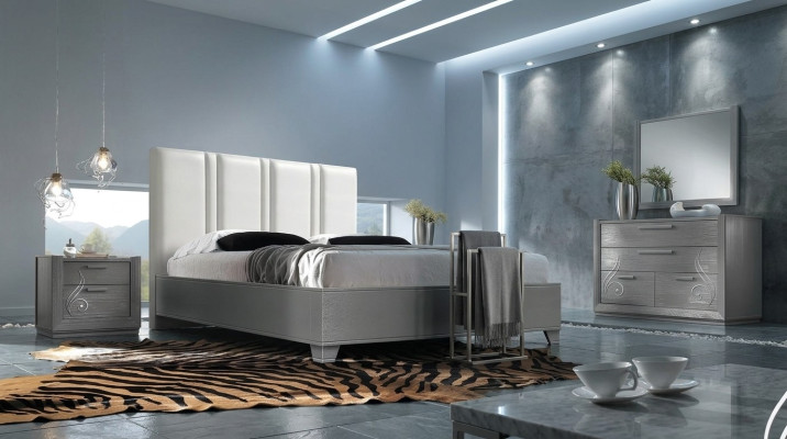 Luxury Set Bedroom Bed Nightstand Dresser Mirror Group Ensemble New 5-piece.