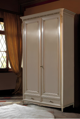 Solid wood wardrobe closet massive bedroom furniture Italian wooden cabinet