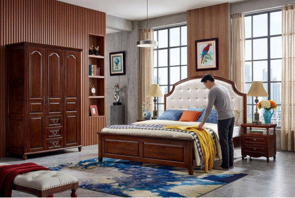 Bedroom set: bed, 2x nightstands, wardrobe, classic 4-piece.