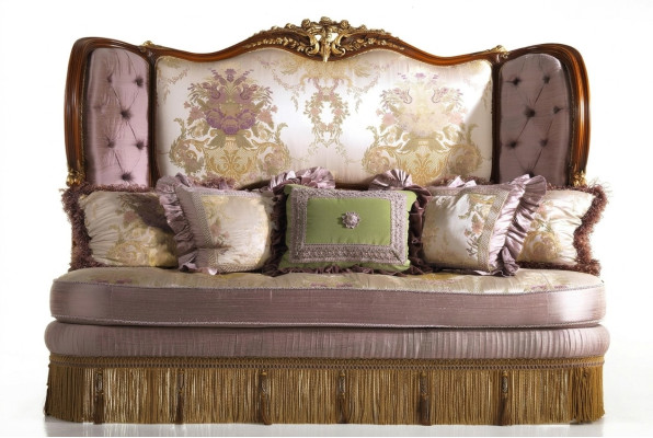 Timeless Elegance Stylish Purple Chesterfield Three-Seater Sofa for Your Home