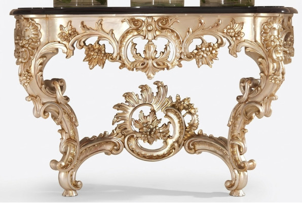 Rosette console table in classic style
