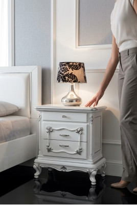 Classic bedside table side table furniture Italian design wood table
