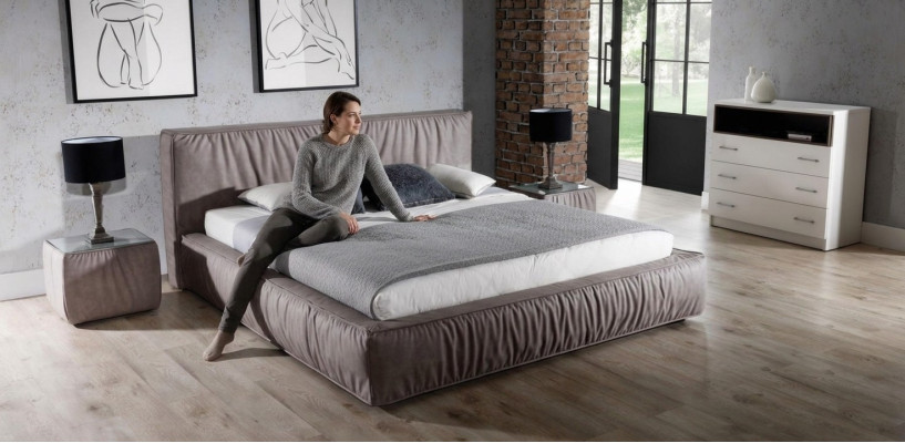 Bedroom set brown bed nightstand elegant design modern wood furniture 3-piece set
