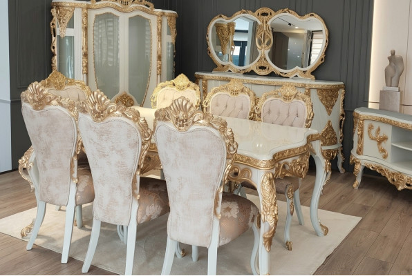 Classic chair set with richly decorated gilded carvings
