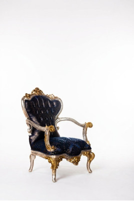 Luxury Armchair Classic Throne Chair Lounge Chair Baroque Velvet Blue Gold