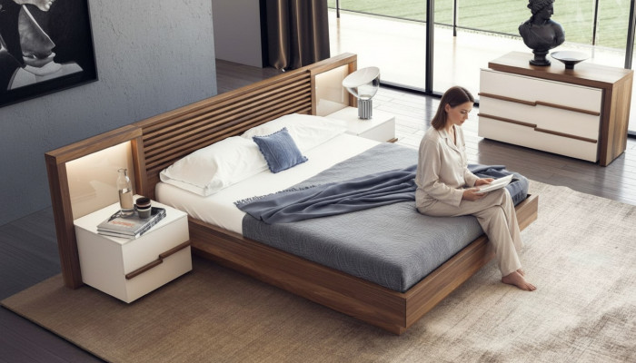 Brown bedroom set luxury bed dresser nightstands natural walnut