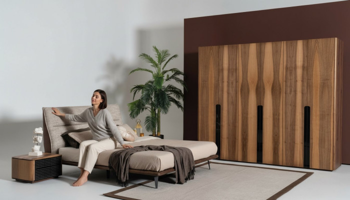 Modern bedroom furniture in Italian style - 4-piece set in gray