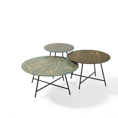 Set of 3 coffee tables, round design tables for the living room.