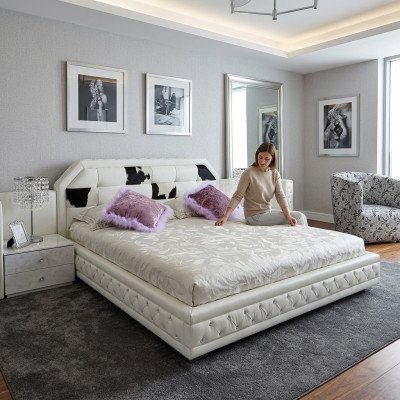 Luxury Bed Chesterfield Double Bed Genuine Leather with Pony Fur Beds White Furniture
