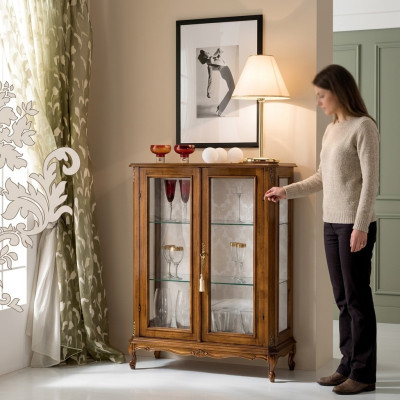 High-quality wooden cabinet brown furniture classic style cabinet display cabinets