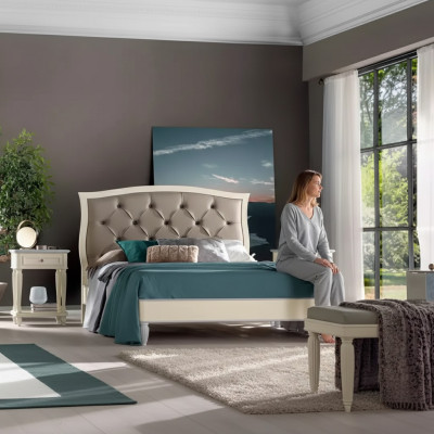 Bed 2x Nightstands 3-piece Bedroom Set Design Modern Luxury Group