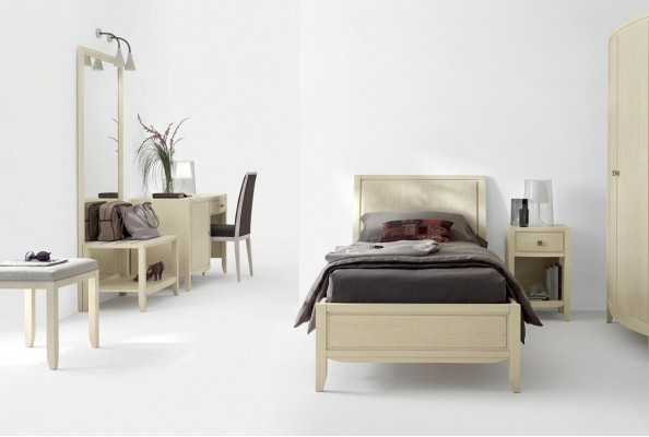 Luxury Complete Bedroom Set Beige Desk Bed Nightstand New