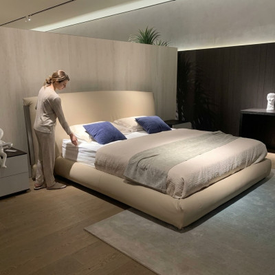Beige Modern Double Bed Designer Bed Bedroom Furniture Wooden Frame