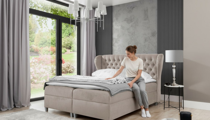 Luxury double bed Chesterfield bedroom furnishings upholstered bed modern furniture