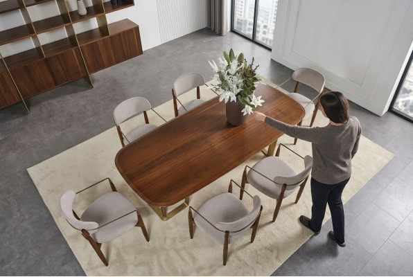 Modern dining room set consists of dining table and 6 chairs brown 7 pieces.