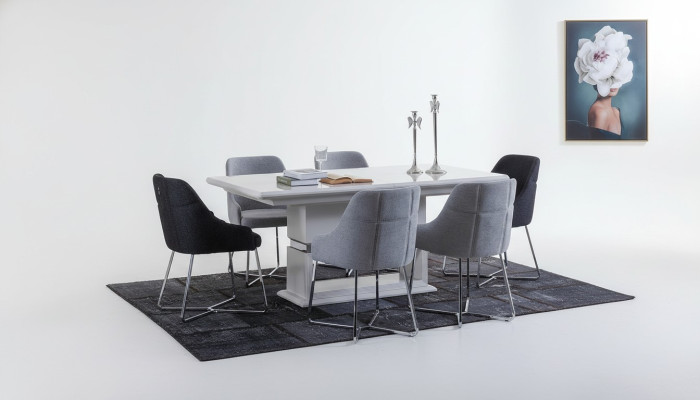 Exclusive dining room set consists of a 7-piece dining table and 6x new chairs.