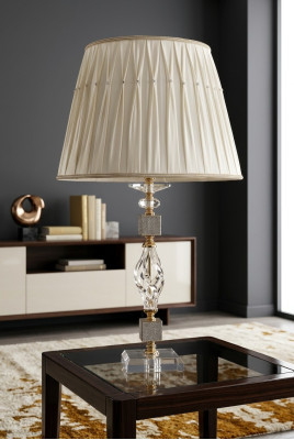 Luxurious lamp table lamp stylish beige table lamp table crystal new