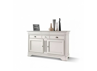 High-quality chest cabinet in classic Italian design