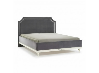 Bed hotel double bed royal luxury beds in the bedroom
