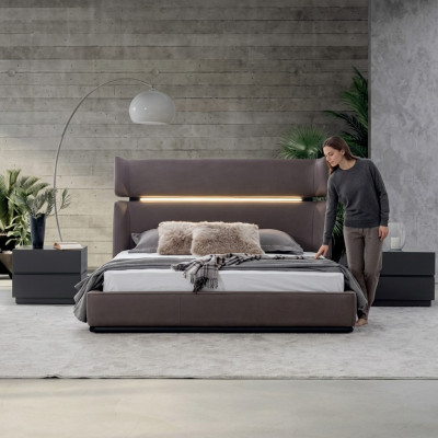 Luxury bedroom set bed with 2x nightstands, modern design set