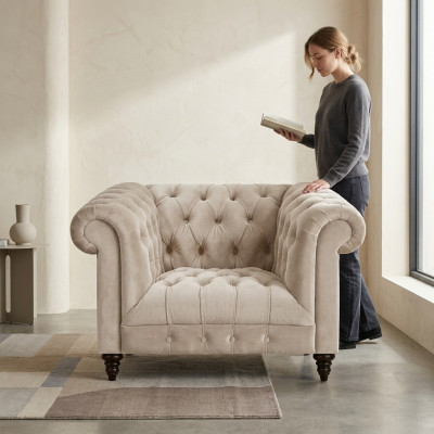White Chesterfield Upholstered Armchair Designer Fabric Armchair Textile Seating Furniture