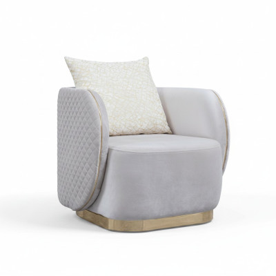 Luxury upholstered club relaxation chair