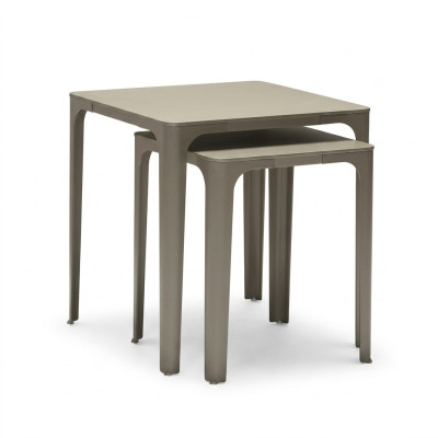 Modern elegant beige wooden tables
