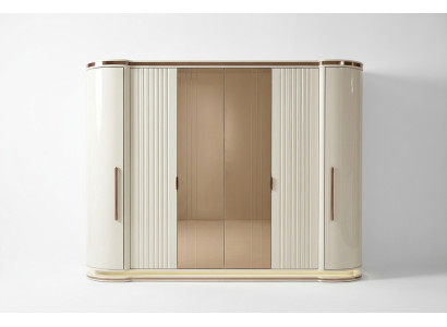 Weißer Holz Kleiderschrank im eleganten Design für Schlafzimmer