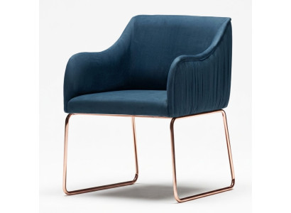 Blauer moderner Metallstuhl elegant und stilvoll