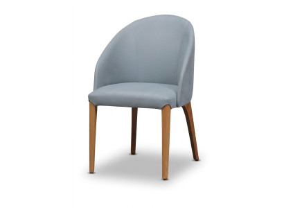 Grauer Holzstuhl im modernen Design, eleganter und langlebiger