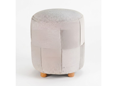 Beiger Holz Hocker im eleganten Design