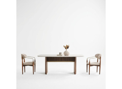 Elegantes Esszimmer-Set aus Holz in Beige mit modernem Design
