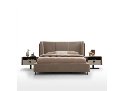 Schlafzimmer-Set Braun aus Holz mit Bett und Nachttischen