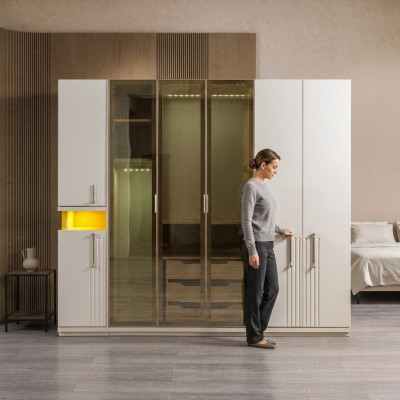 Modern wardrobe at 251 cm