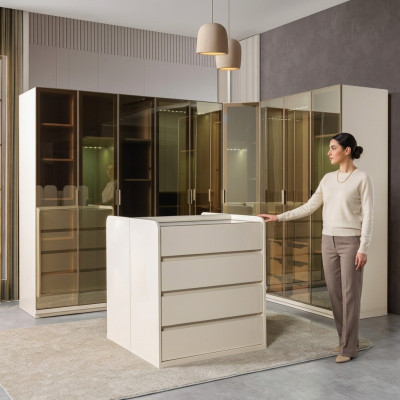 Modern corner wardrobe with curve for bedroom