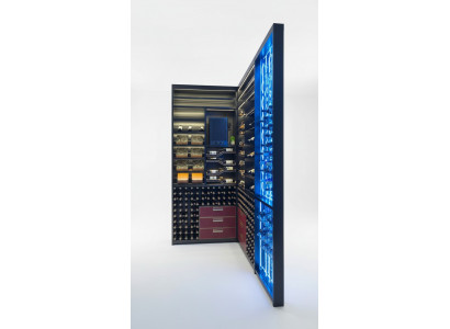 Eleganter schwarzer Weinkühlschrank mit Dual-Zonen-Kühlung