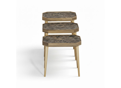 Eleganter Beistelltisch aus Holz in warmem Braun