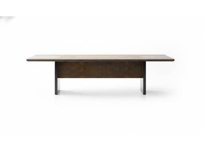 Eleganter brauner Holz-Konferenztisch im modernen Design