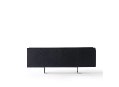 Mehrfarbiges Holzsideboard in modernem Design