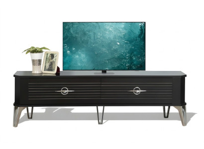 Praktischer TV-Schrank mit funktionalen Schubladen und Metallgriffen