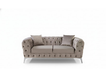 Sofa in modernem Design Schlichte Formen und reichhaltiger Stil
