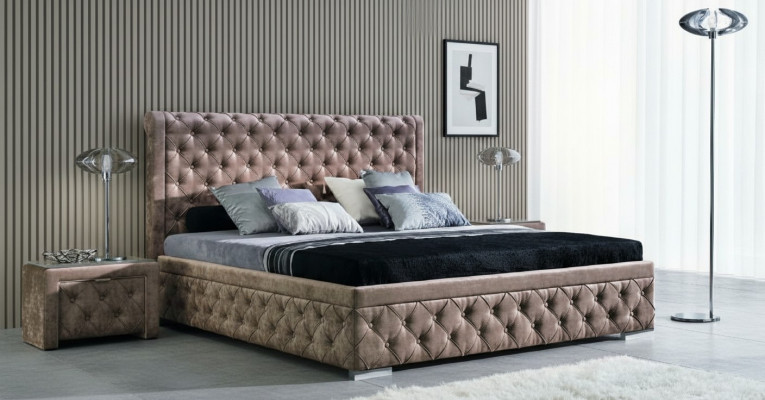 A luxurious Chesterfield bed in an elegant contemporary style