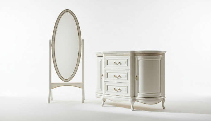 Classic dressing room with standing mirror and dresser - Verona